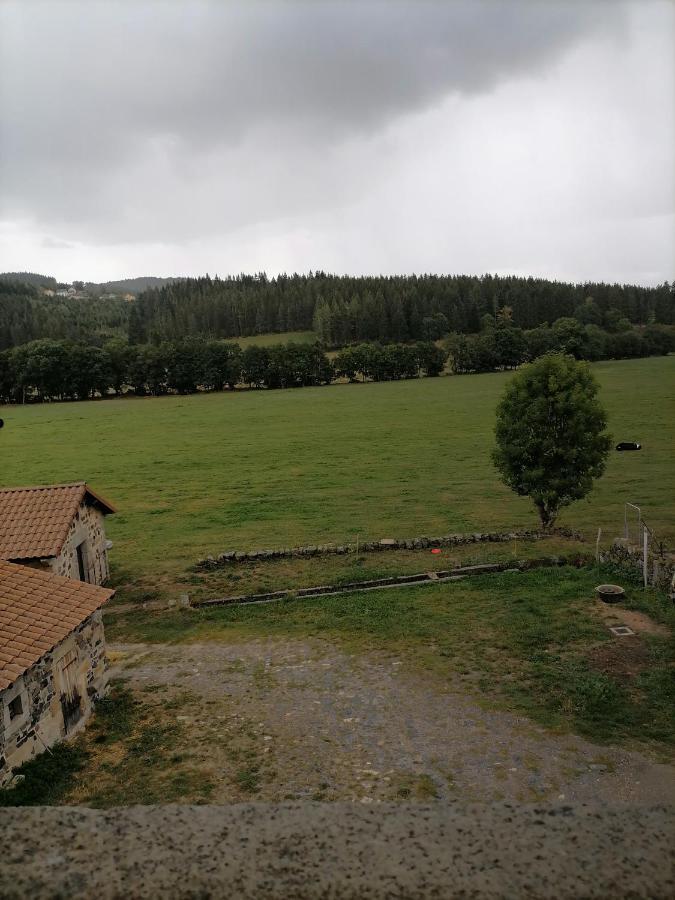 A La Ferme Apartment *